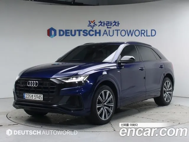 Audi Q8 2021 thumb 5