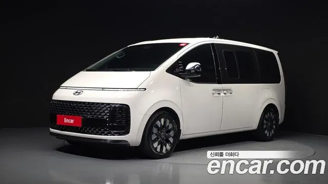 Hyundai Staria 2022 thumb 9