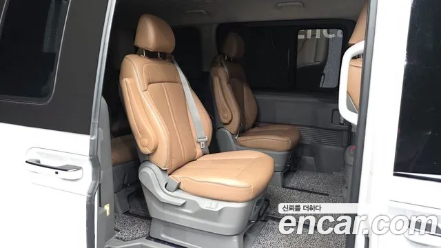 Hyundai Staria 2022 thumb 11