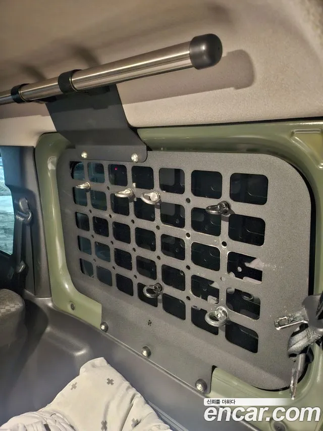 Suzuki Jimny 2021 thumb 10