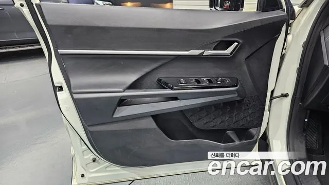 KG_Mobility_Ssangyong Torres 2022 thumb 8