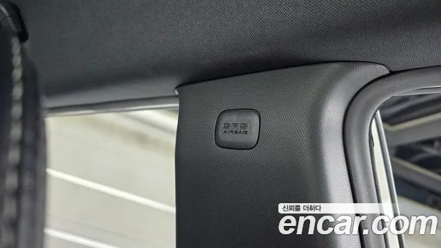 KG_Mobility_Ssangyong Torres 2022 thumb 9