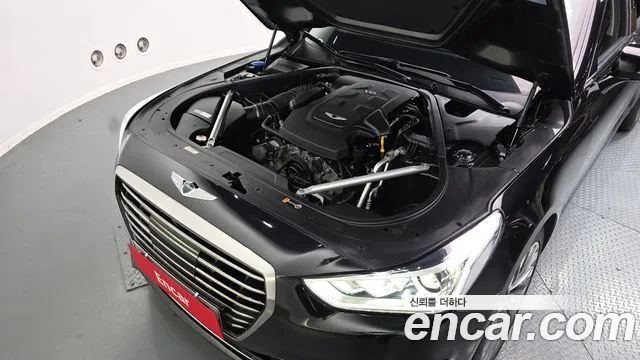Genesis G90 2018 thumb 10