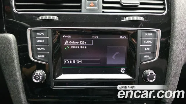 Volkswagen Golf Sportsvan 2013 thumb 10
