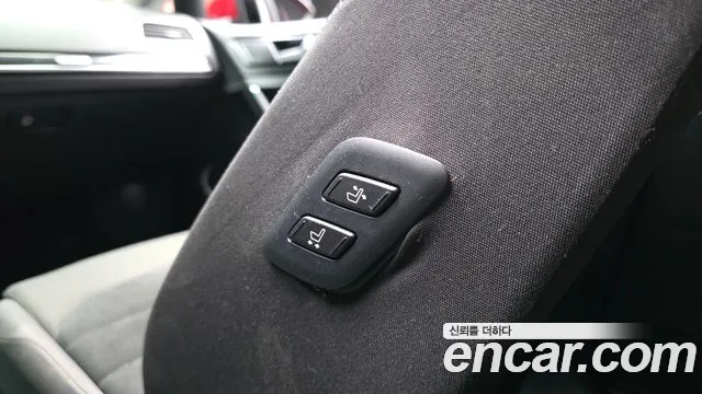 Volkswagen Golf Sportsvan 2013 thumb 8