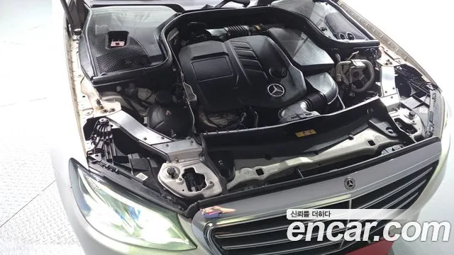 Mercedes-Benz E-Класс 2020 thumb 10