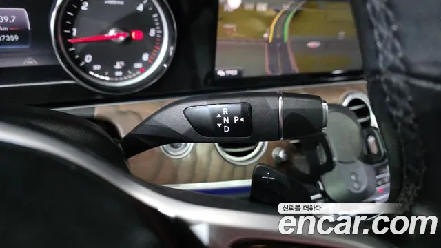Mercedes-Benz E-Класс 2020 thumb 2