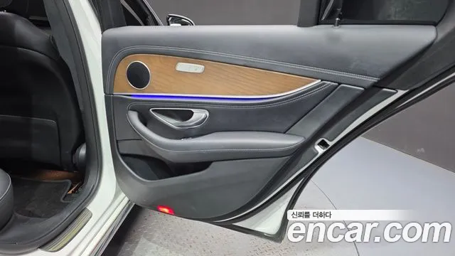 Mercedes-Benz E-Класс 2020 thumb 6