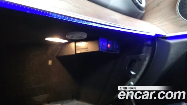 Mercedes-Benz E-Класс 2020 thumb 7