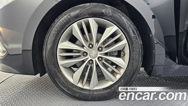 Hyundai Grandeur 2015 thumb 2