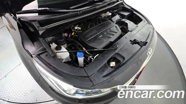 Kia Carnival 2019 thumb 3