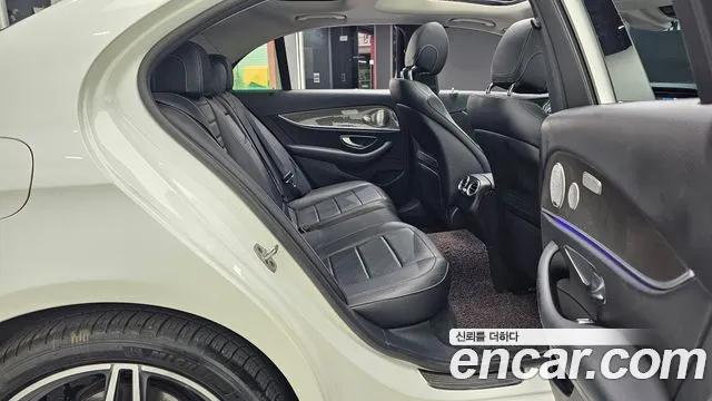 Mercedes-Benz E-Класс 2019 thumb 2