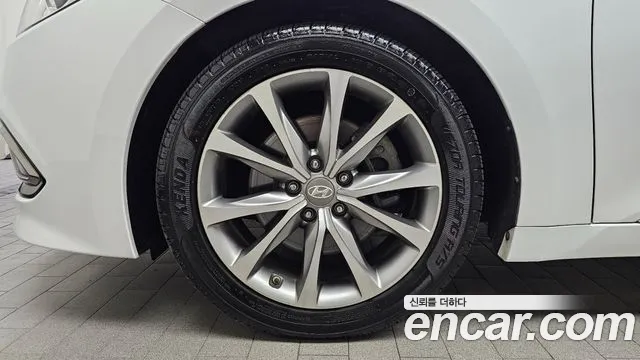 Hyundai Grandeur 2016 thumb 2