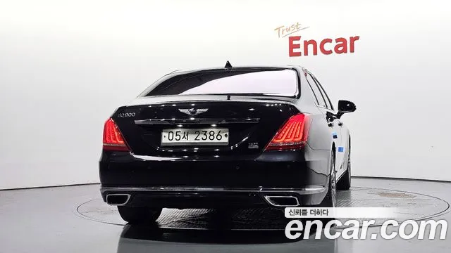 Genesis G90 2017 thumb 6