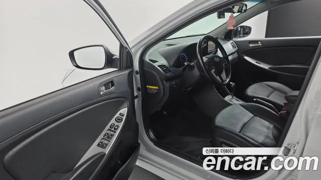 Hyundai Accent 2019 thumb 10
