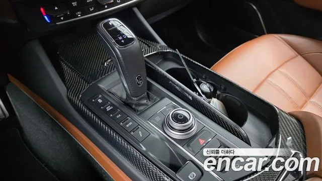 Maserati Levante 2020 thumb 2