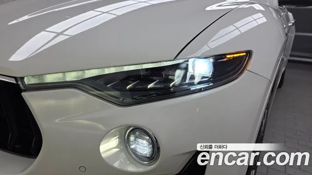Maserati Levante 2020 thumb 6
