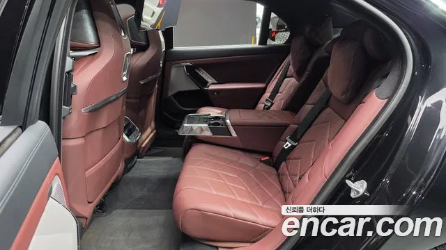 BMW 7 серии 2023 thumb 5