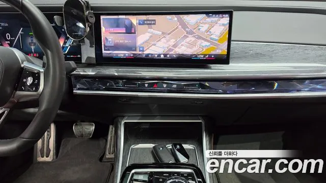 BMW 7 серии 2023 thumb 9
