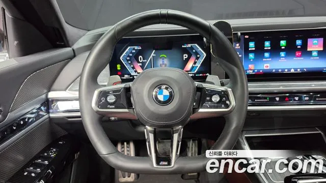 BMW 7 серии 2023 thumb 12
