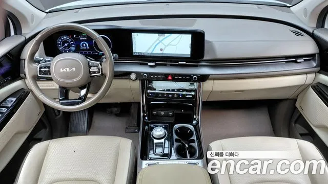 Kia Carnival 2022 thumb 2