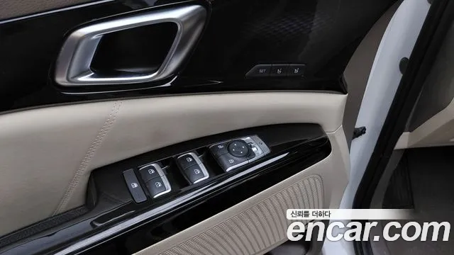 Kia Carnival 2022 thumb 12