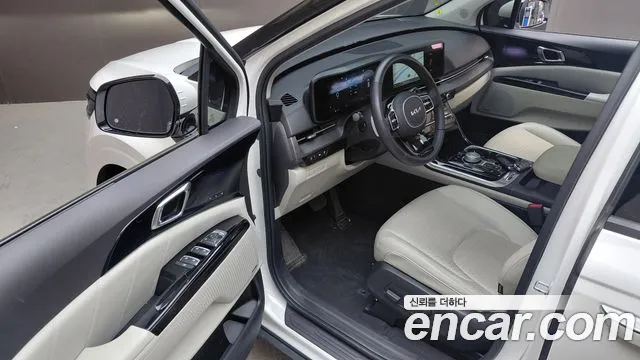 Kia Carnival 2022 thumb 11