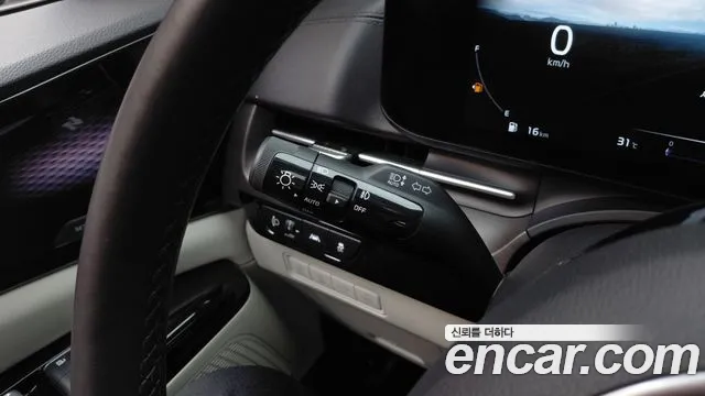 Kia Carnival 2022 thumb 12