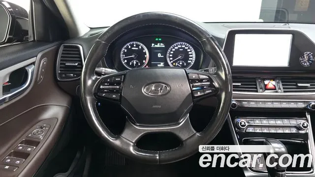 Hyundai Grandeur 2018 thumb 10
