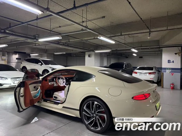 Bentley Continental 2025 thumb 8