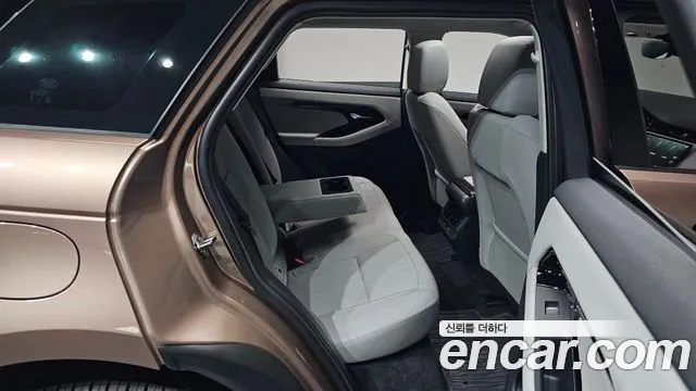 Land Rover Range Rover Evoque 2025 thumb 5