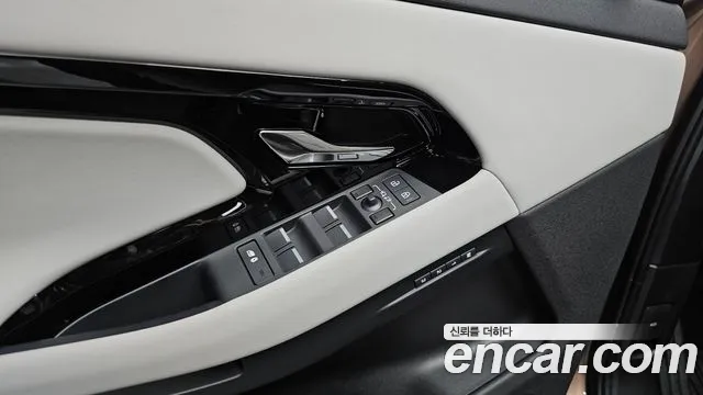 Land Rover Range Rover Evoque 2025 thumb 8