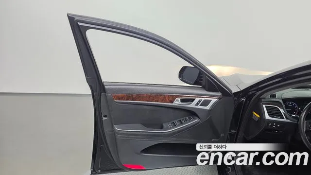 Hyundai Genesis 2014 thumb 4