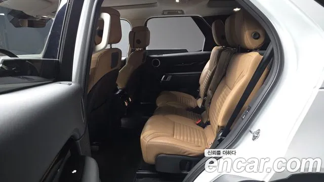 Land Rover Discovery 2021 thumb 2