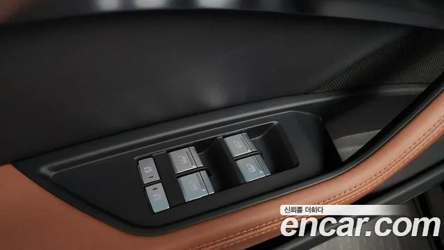 Audi e-tron 2023 thumb 6