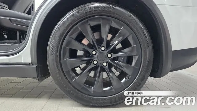 Tesla Model X 2020 thumb 10