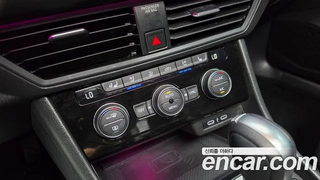 Volkswagen Jetta 2021 thumb 9