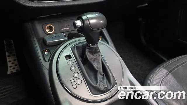 Kia Sportage 2012 thumb 10