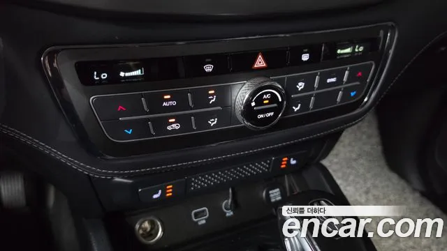 KG_Mobility_Ssangyong Rexton 2019 thumb 8