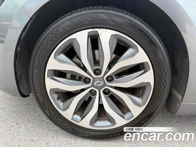 Renault Megane 2017 thumb 5