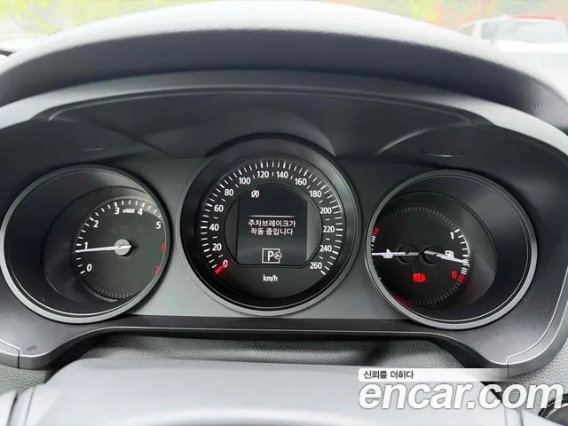 Renault Megane 2017 thumb 8