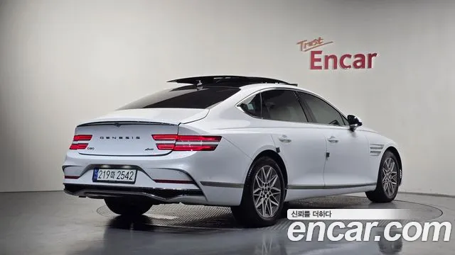 Genesis G80 2024 thumb 7