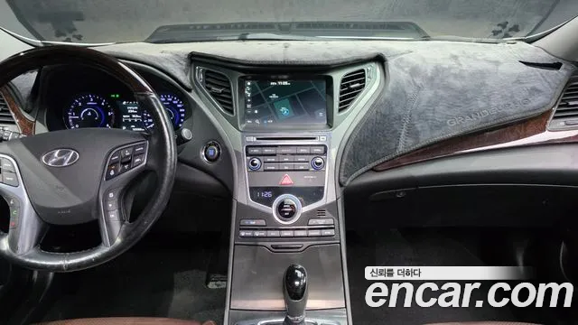 Hyundai Grandeur 2015 thumb 2