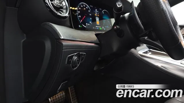 Mercedes-Benz AMG GT 2022 thumb 5