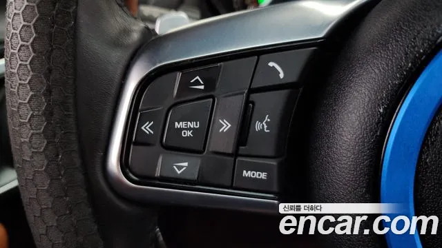 Jaguar F-Type 2019 thumb 3