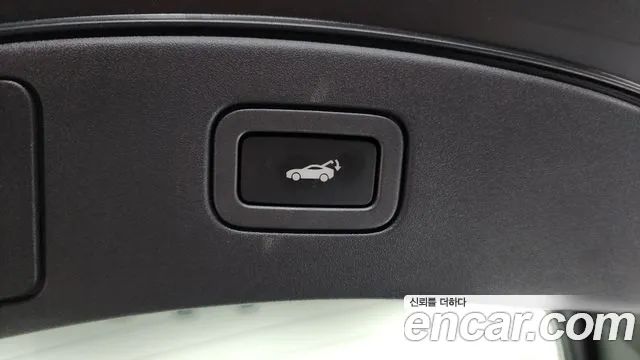 Jaguar F-Type 2019 thumb 9