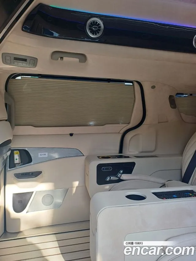 Kia Carnival 2025 thumb 2