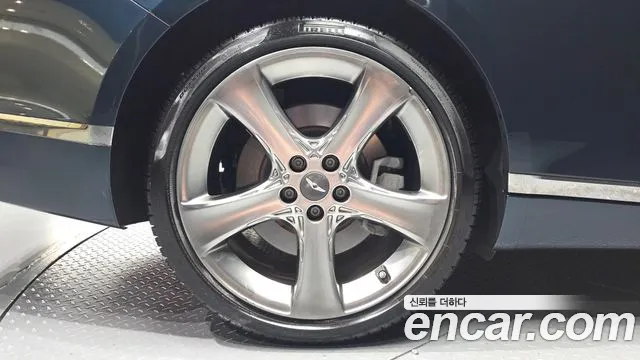 Genesis G80 2022 thumb 6