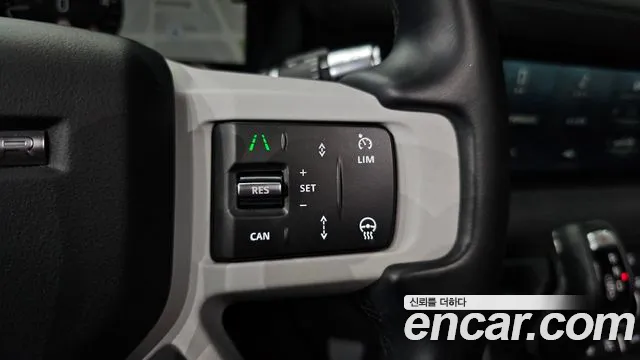 Land Rover Defender 2022 thumb 9