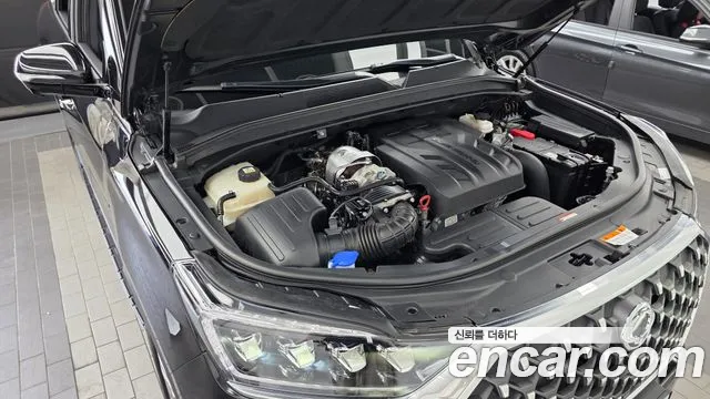 KG_Mobility_Ssangyong Rexton 2025 thumb 4